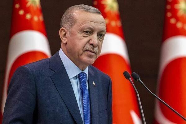 اردوغان وزیر حمل و نقل ترکیه را بدلیل کرونا برکنار کرد