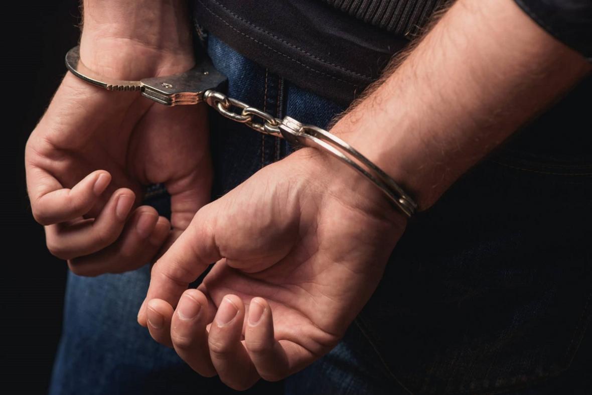 دستگیری سارق منزل و کشف 4 فقره سرقت در پردیس دستگیری دزد منزل و کشف 4 فقره سرقت در پردیس