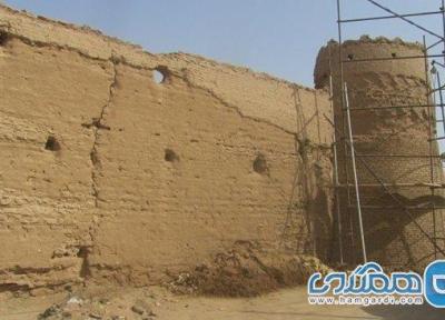 بازسازی قلعه تاریخی حسن آباد اشکذر آغاز شد